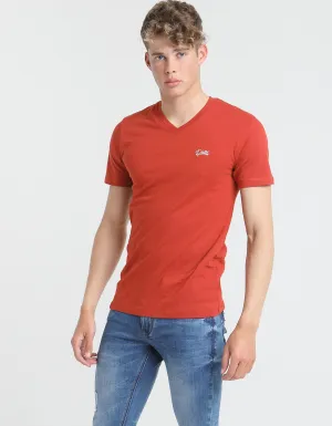 Basic Scott V Neck Tee Ketchup