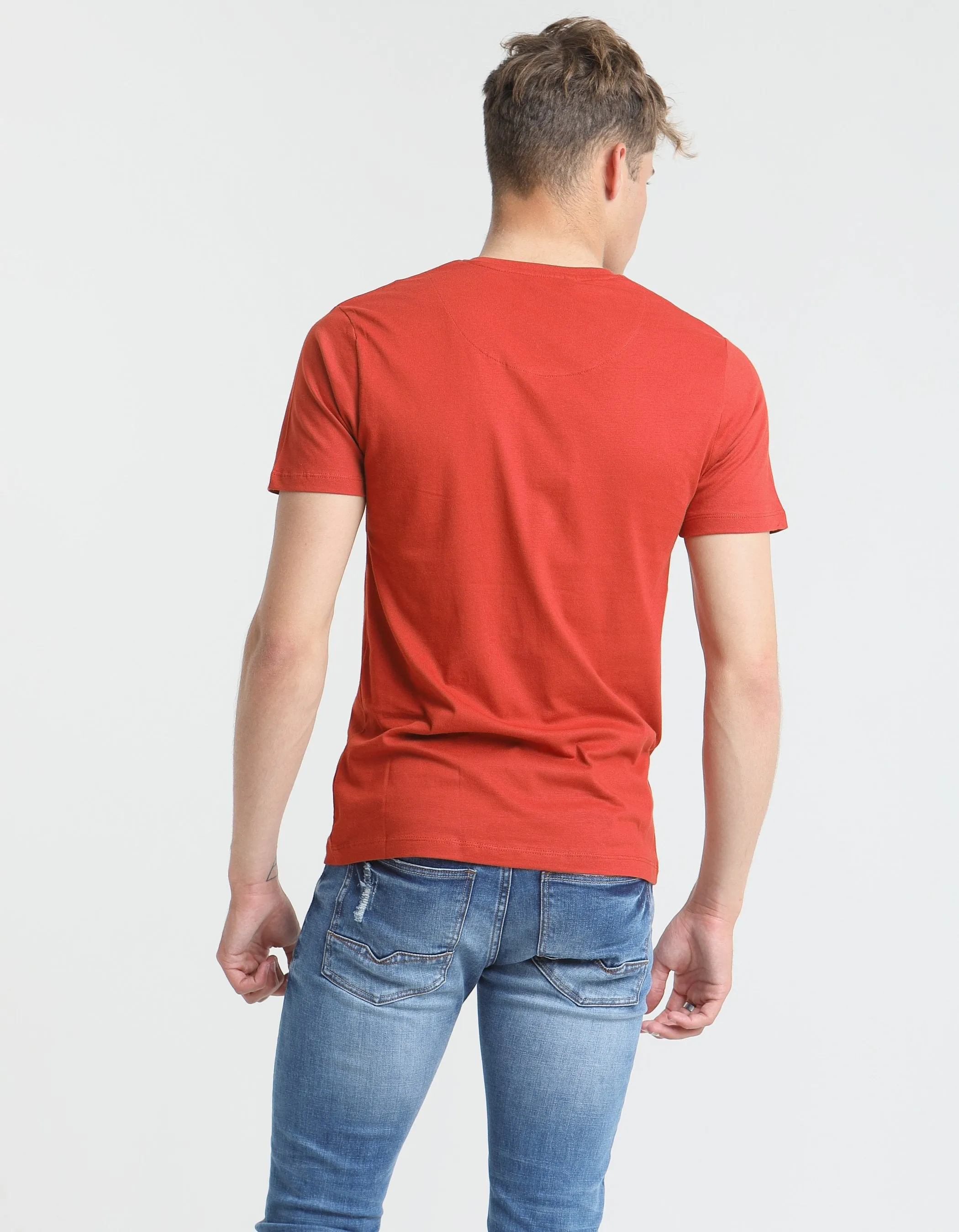 Basic Scott V Neck Tee Ketchup