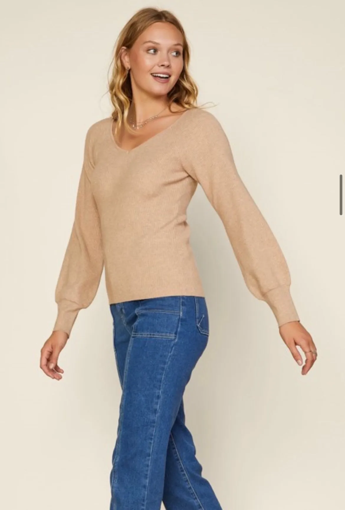 Bella V-Neck Ribbed Sweater: Taupe